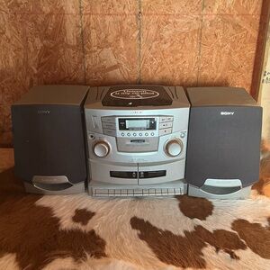 SONY CFD-ZW755 Stereo System Boombox CD/Dual Cassette AM/FM Radio Tested Works